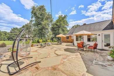 Welcome to Cedar Hall Farm! This 1918 beauty has been restored - photo 38