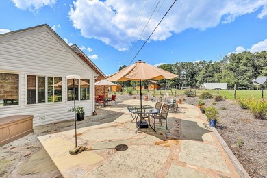 Welcome to Cedar Hall Farm! This 1918 beauty has been restored - photo 39