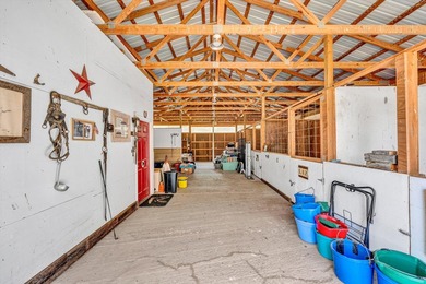 Welcome to Cedar Hall Farm! This 1918 beauty has been restored - photo 51