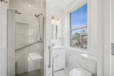 Welcome to 1 Meadow Dr in Woodmere, New York. A stunning - photo 12