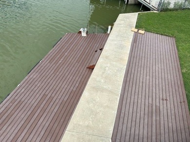 Looking for a relaxing retreat on the lake? Here is your - photo 15