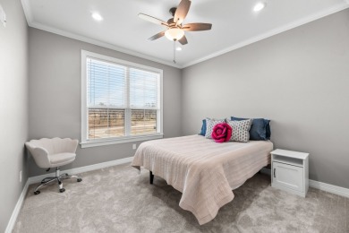 Amazing 4 bed 4 bath lake home on open water! Incredible views! - photo 32