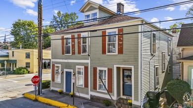 Kentucky River Home For Sale in Frankfort Kentucky