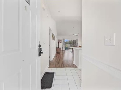 1 CAR GARAGE INCLUDED, PERFECTLY LOCATED, METICULOUSLY MAINT - photo 3