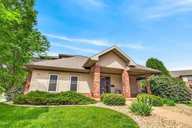 Motivated Seller. 1 Bedroom + Den. Enjoy easy, low-maintenance - photo 26