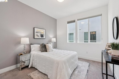 Modern Living in Marina Bay in this stylish and spacious - photo 29