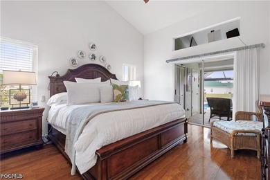 Luxurious, bright, spacious, inviting, charming, elegant and - photo 32