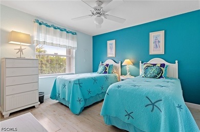 Luxurious, bright, spacious, inviting, charming, elegant and - photo 33