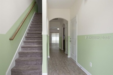 Beautifully maintained home with 3BR 2.5 BA with a great - photo 3