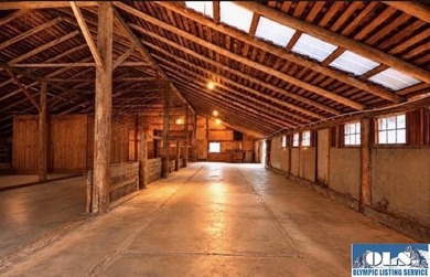 Step into a piece of local history with this remarkable property - photo 36
