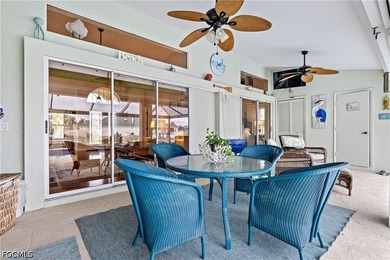 Luxurious, bright, spacious, inviting, charming, elegant and - photo 38