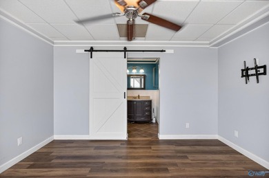 Enjoy lakeside living in this beautifully updated 1BR/1BA condo - photo 8