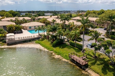 Spacious 2 bedroom 2 bathroom condo that is move in ready with - photo 10