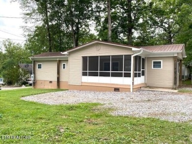 Lake Home For Sale in Sevierville, Tennessee