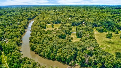 A ONCE IN A LIFETIME OPPORTUNITY TO OWN THIS 26.5 ACRE ESTATE IN - photo 9