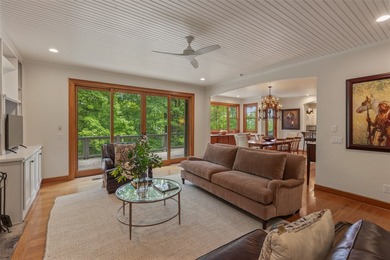 Located in the heart of Cashiers and set on 3.63 private - photo 5