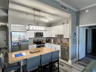 Welcome to Penthouse #2132 on the top floor of Laketown Wharf - photo 4