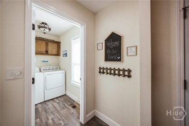 Welcome to your own slice of paradise on Lake Hartwell! This - photo 11