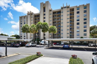 Lake Condo For Sale in Clearwater, Florida