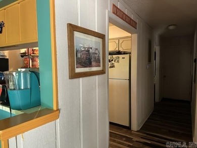 Discover a hidden gem nestled in a vibrant neighborhood, waiting - photo 14