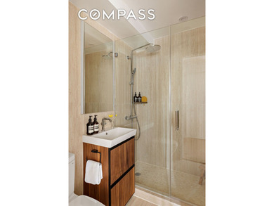 Recently completed, architect-designed, fully renovated - photo 14