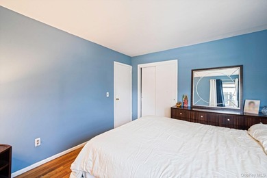 Welcome to your bright and inviting 3-bedroom, 2-bath ranch - photo 17