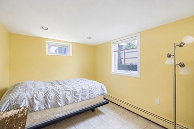 Welcome to your bright and inviting 3-bedroom, 2-bath ranch - photo 27