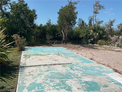 GULF ACCESS LOT ---Located in beautiful Pine Island Cove 55+ - photo 6