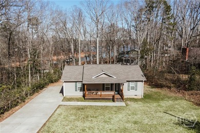 Welcome to your own slice of paradise on Lake Hartwell! This - photo 40