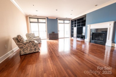 Located in the heart of downtown Asheville, 21 Battery Park