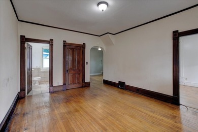 Excellent investment opportunity or ideal owner-occupant duplex! - photo 8