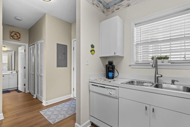Beautiful 1-bedroom, 1-bath end unit located in the highly - photo 8