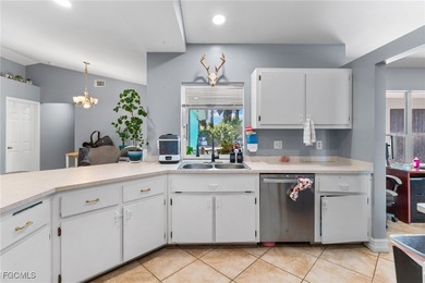Short Sale Opportunity. Spacious 3-bedroom, 2-bath home offering - photo 8