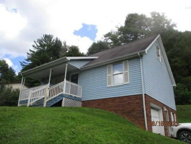 Lake Home For Sale in Cedar Bluff, Virginia