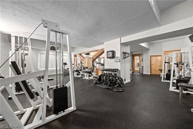 City living at its finest. This sophisticated 1-bedroom, 1-bath - photo 18