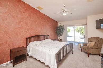 Beautifully maintained single-owner home offering 3 bedrooms, 2 - photo 23