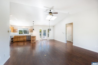 Quality-built custom home by Joe Fazio. Golf course views from - photo 26