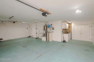 Beautifully maintained single-owner home offering 3 bedrooms, 2 - photo 39