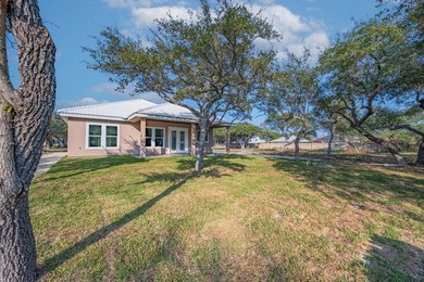 Beautiful new 3/2/2 home in secluded St. Andrews Place, nestled - photo 41