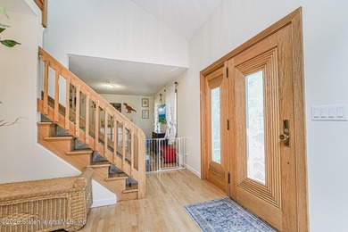 Open House 6/20 & 6/21 12-2pm. Located in the heart of Dongan - photo 4