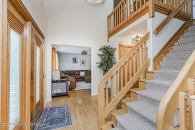 Open House 6/20 & 6/21 12-2pm. Located in the heart of Dongan - photo 6