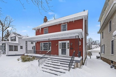 Lake Michigan - Berrien County Home Active Under Contract in Saint Joseph Michigan