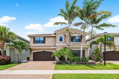 Lake Home For Sale in Delray Beach, Florida