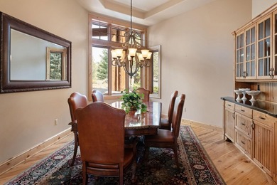 Located on the golf course, with mountain views, this NW lodge - photo 11