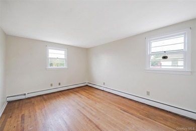 This spacious five-bedroom, two-full-bath corner-lot home in - photo 15