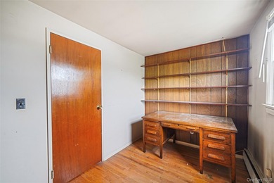 This spacious five-bedroom, two-full-bath corner-lot home in - photo 19