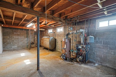 This spacious five-bedroom, two-full-bath corner-lot home in - photo 25