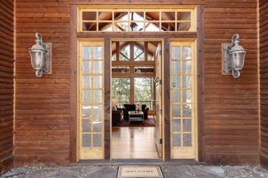 Located on the golf course, with mountain views, this NW lodge - photo 41