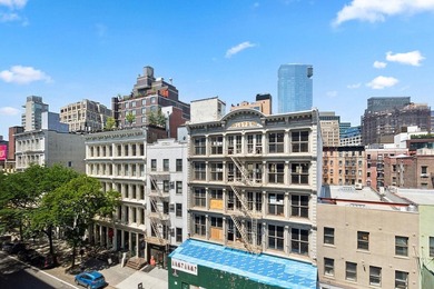 A true white canvas in the heart of SoHo, ready to be completely - photo 5