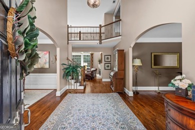 Exceptional Executive Golf Course Estate in Prestigious Windward - photo 3